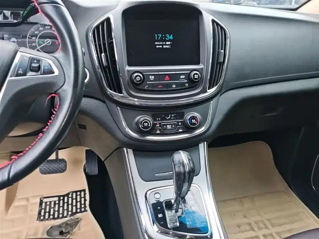 Baojun 560 2016 1.8L iAMT Luxury Edition — миниатюра 13