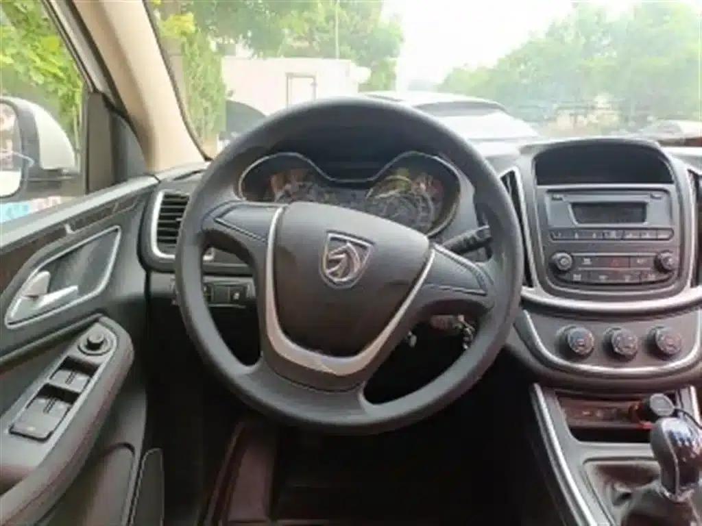 Baojun 560 2016 1.8L Manual Value Edition — миниатюра 13