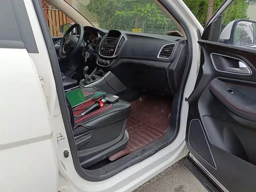 Baojun 560 2016 1.8L Manual Value Edition — миниатюра 19