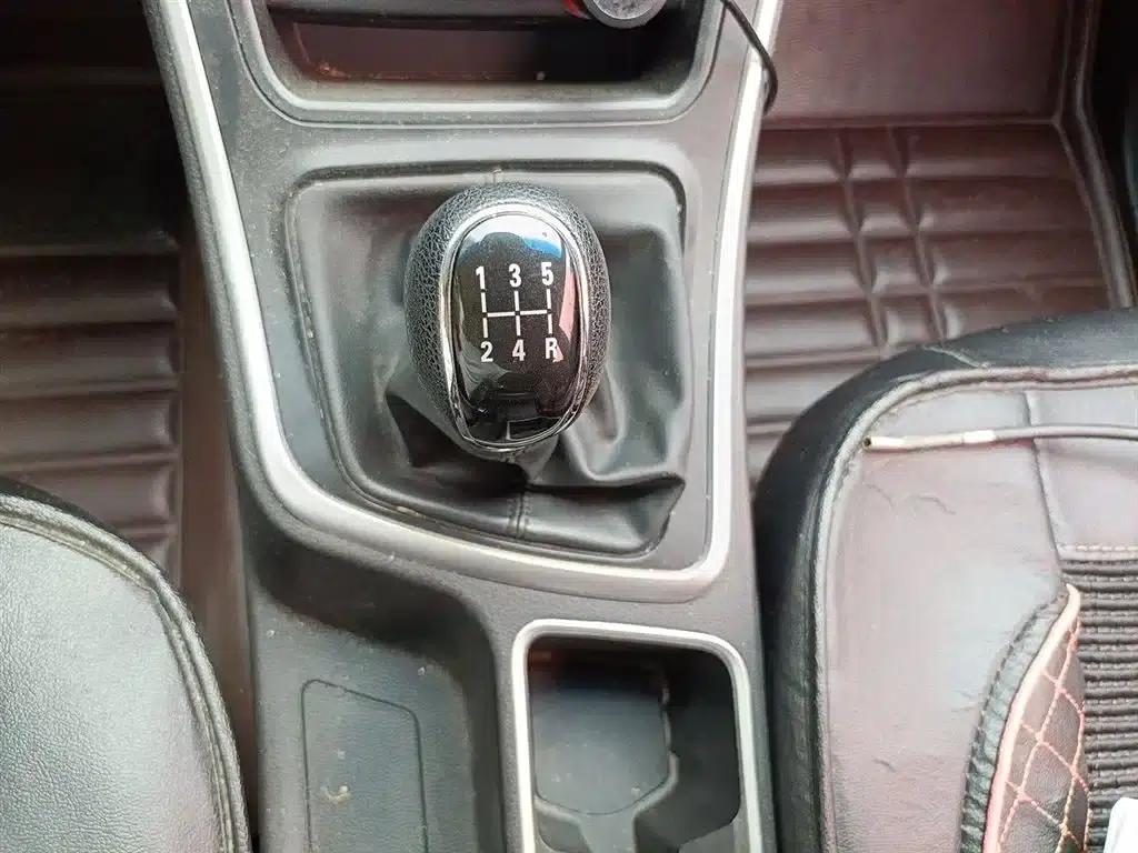 Baojun 560 2016 1.8L Manual Value Edition — миниатюра 7