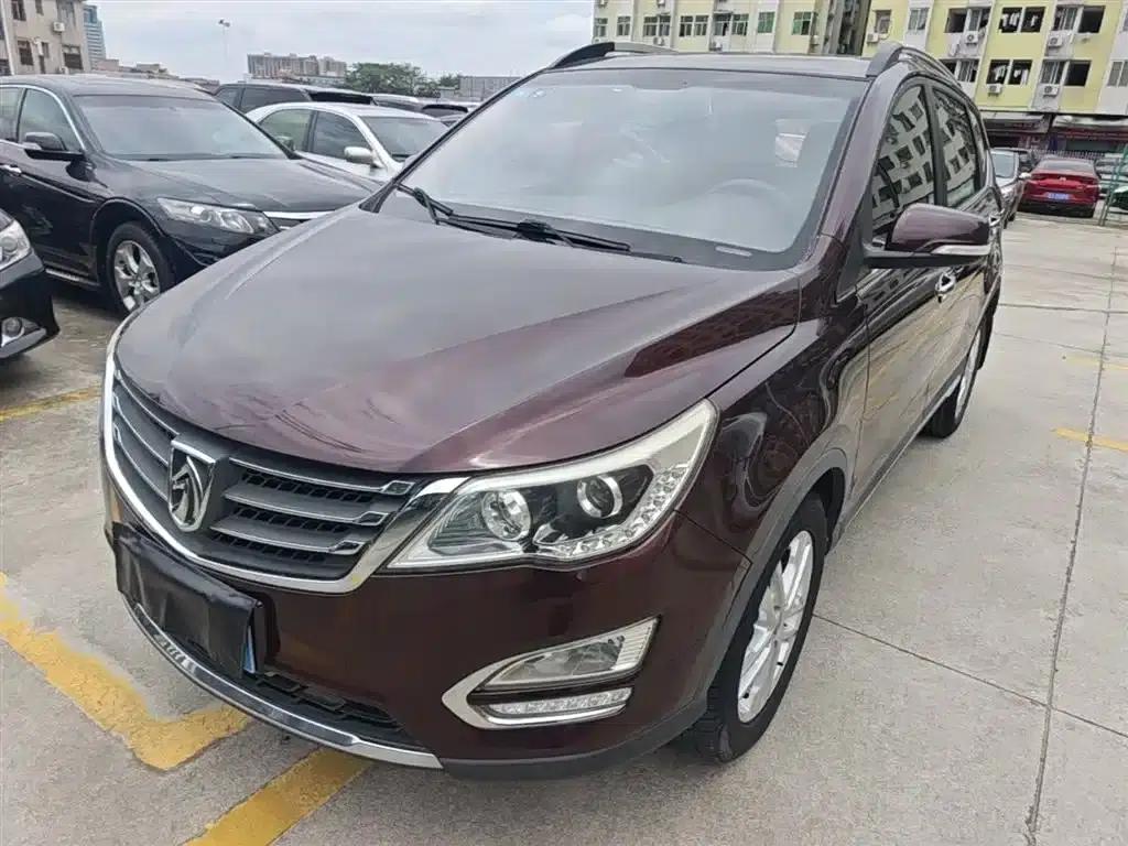 Baojun 560 2015 1.8L Manual Elite Edition — миниатюра 2