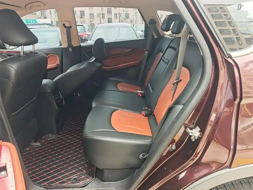 Baojun 560 2015 1.8L Manual Elite Edition — миниатюра 17