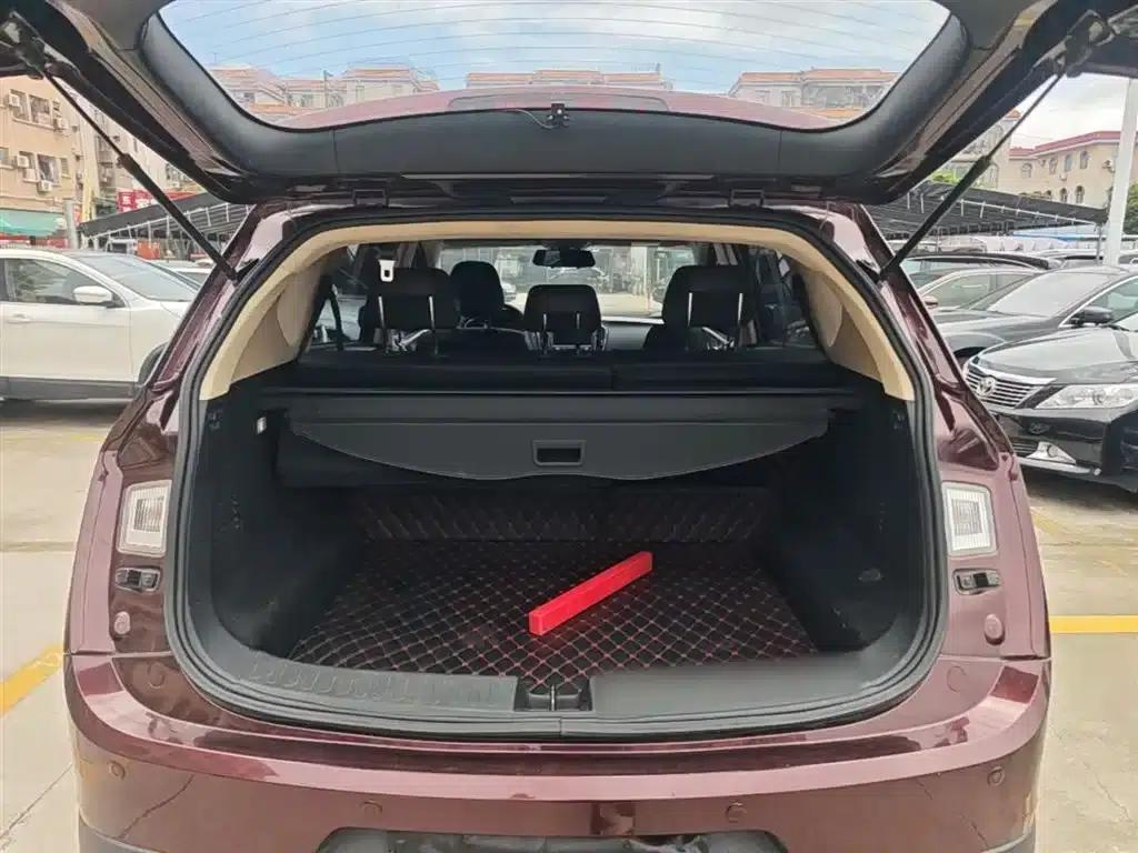 Baojun 560 2015 1.8L Manual Elite Edition — миниатюра 19