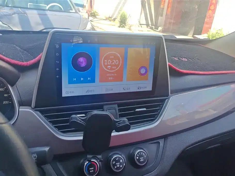 Baojun 310W 2017 1.5L Manual Comfort Model (National V Emission Standard) — миниатюра 13