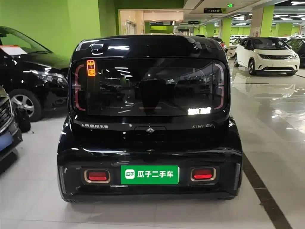 Baojun KiWi EV 2022 Designer Light Edition (Lithium Iron Phosphate) — миниатюра 6