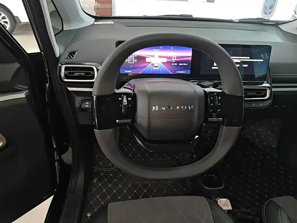 Baojun KiWi EV 2023 Smart Luxury Edition (Lithium Iron Phosphate) — миниатюра 11