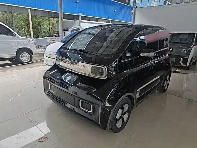 Baojun KiWi EV 2023 Smart Luxury Edition (Lithium Iron Phosphate)