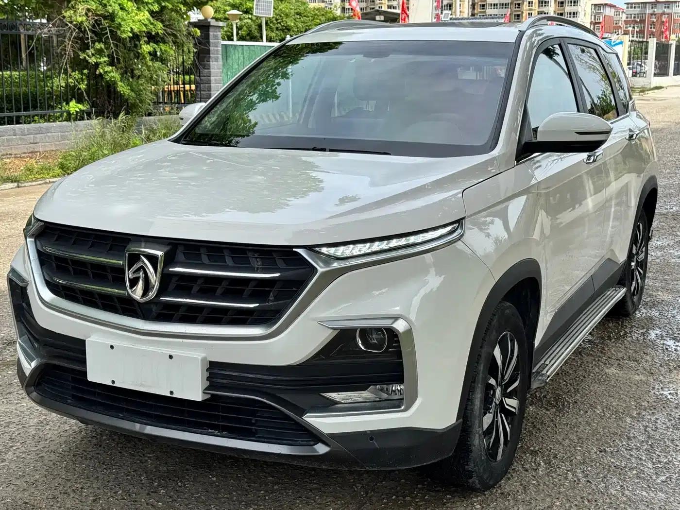 Baojun 530 2018 1.5T Manual Premium Edition (National V Emission Standard) — миниатюра 1