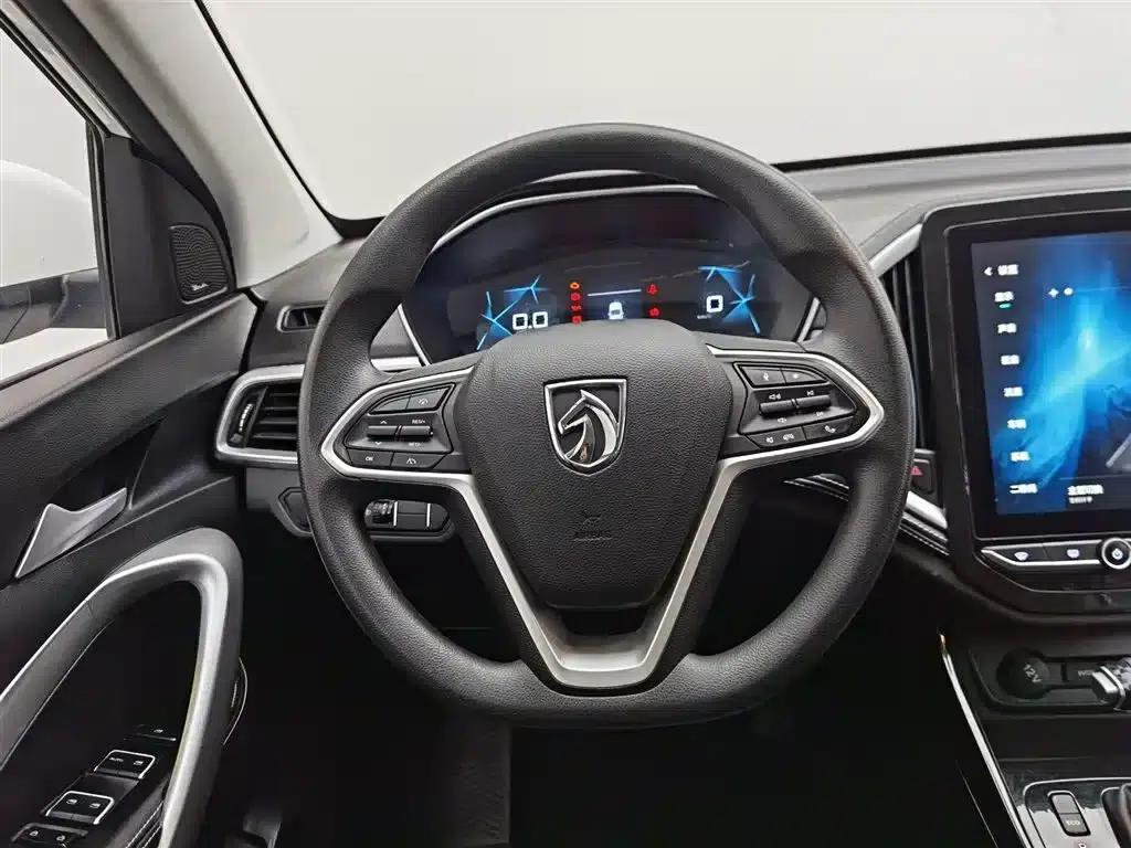 Baojun 530 2020 1.5T CVT Luxury Connected Edition 6-seater — миниатюра 11