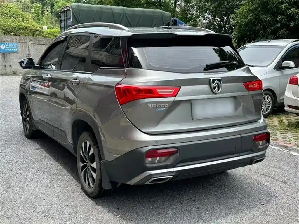 Baojun 530 2021 Global Car Anniversary Edition 1.5T CVT Luxury 5-seater — миниатюра 5