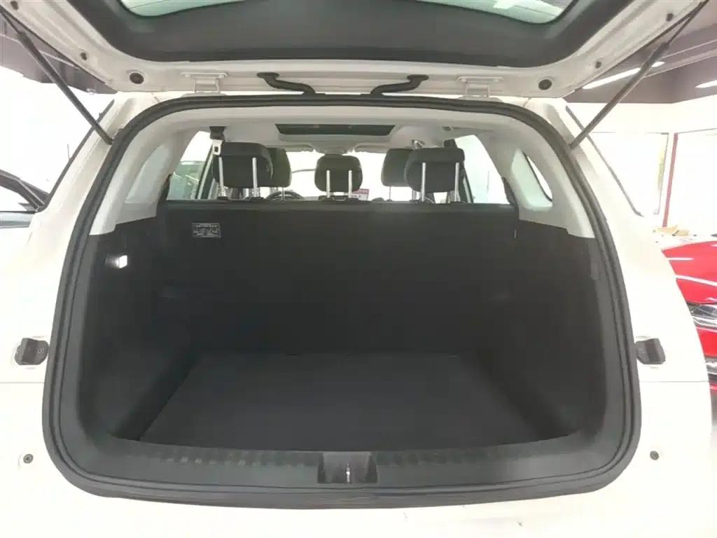 Baojun 530 2019 1.5T CVT Premium Edition (National V Emission Standard) — миниатюра 19
