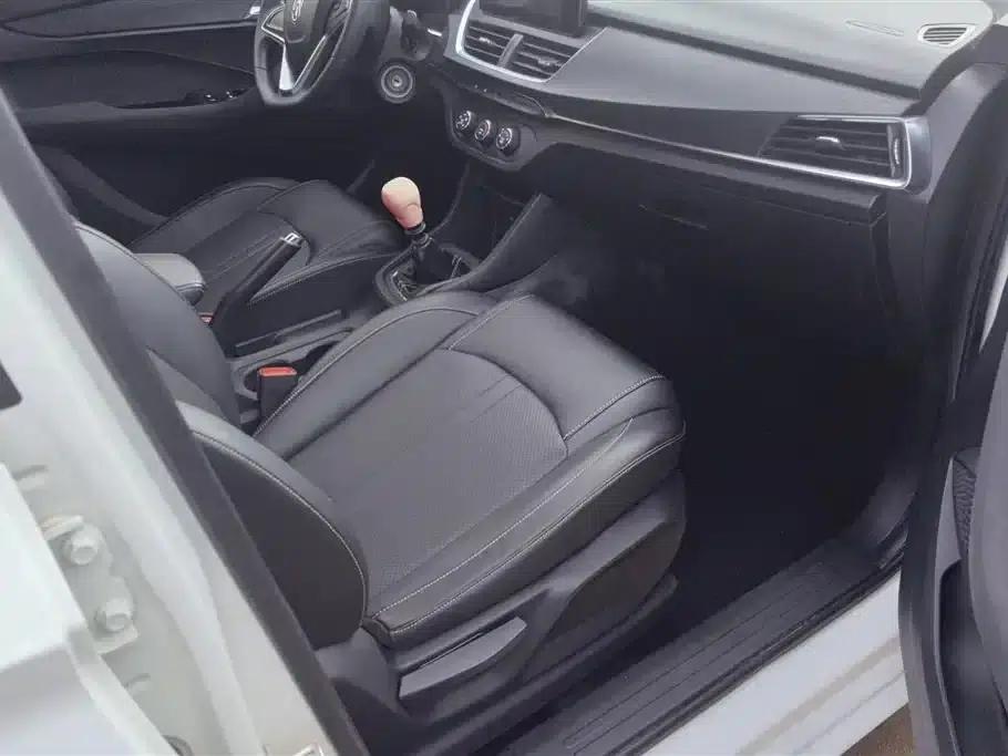 Baojun 360 2019 1.5L Manual Elite (National VI Emission Standard) — миниатюра 8