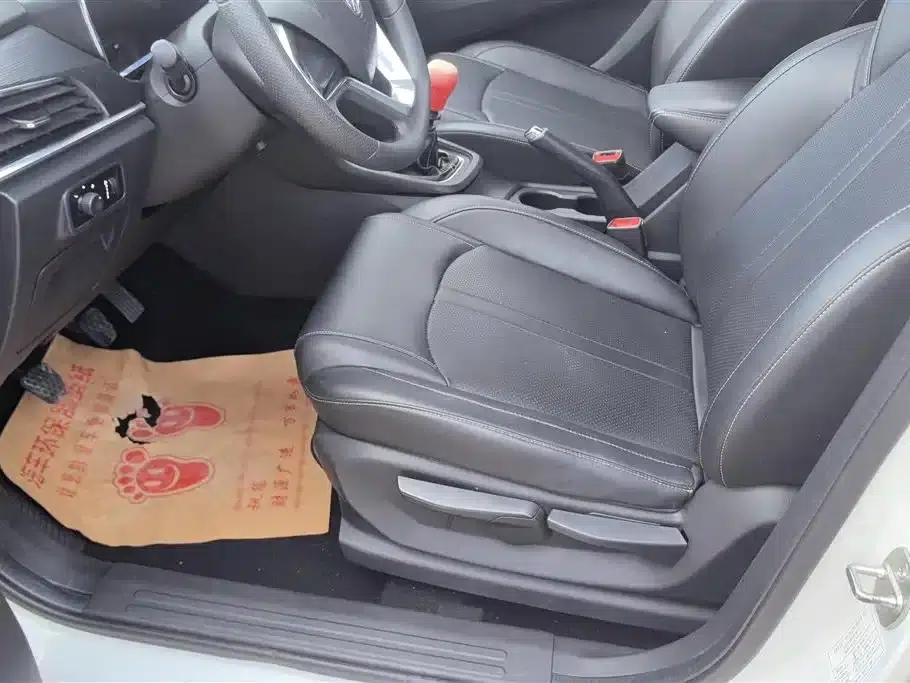 Baojun 360 2019 1.5L Manual Elite (National VI Emission Standard) — миниатюра 9