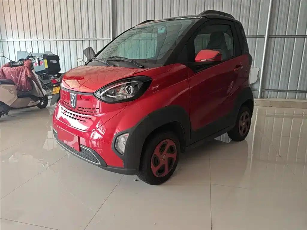 Baojun E100 2020 Model 305KM Smart Edition — миниатюра 1