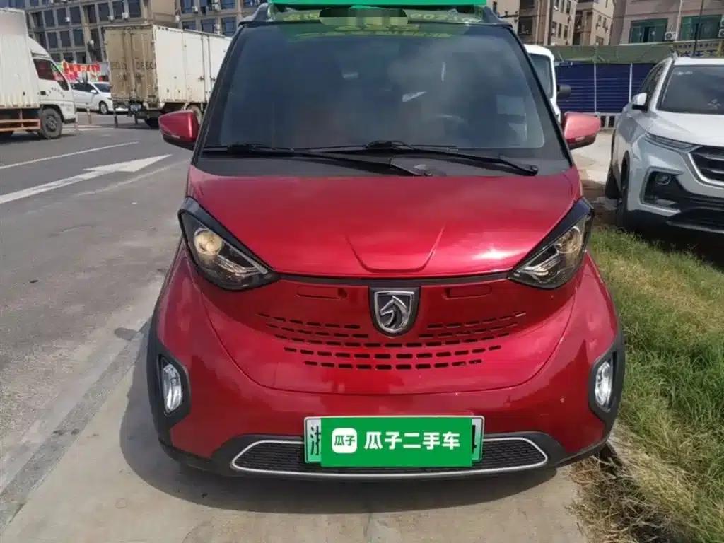 Baojun E100 2019 Model 250KM Smart Edition — миниатюра 3