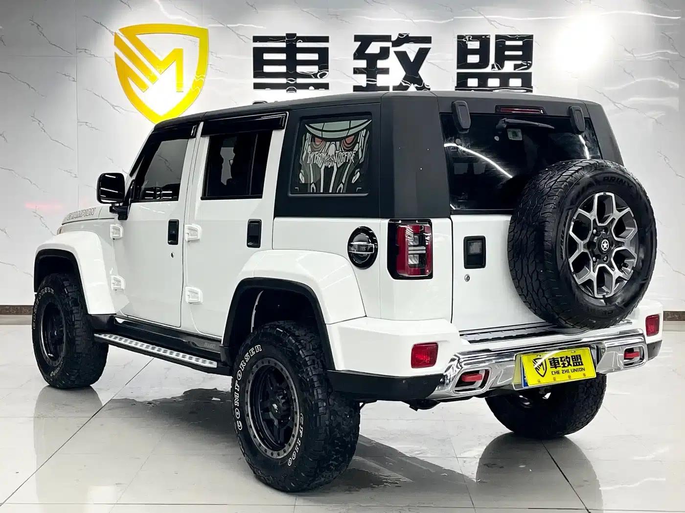 Beijing BJ40 2018 PLUS 2.3T Automatic 4WD Flagship Edition (National V Emission Standard) — миниатюра 6