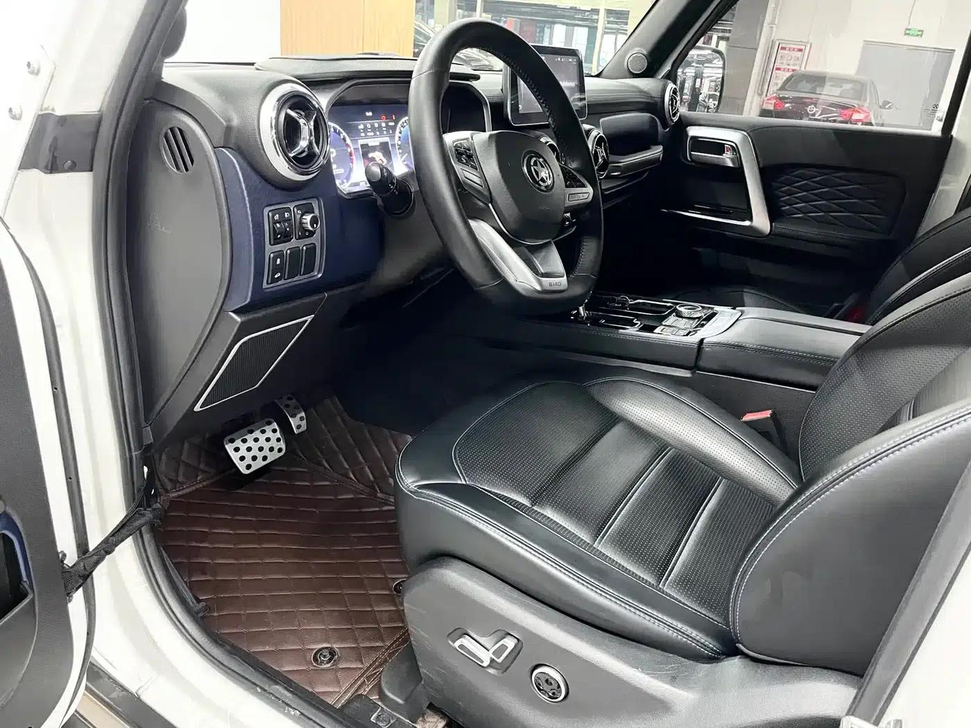 Beijing BJ40 2018 PLUS 2.3T Automatic 4WD Flagship Edition (National V Emission Standard) — миниатюра 7