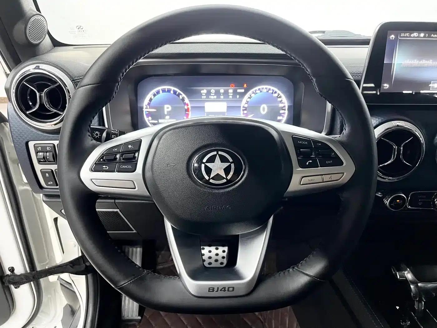 Beijing BJ40 2018 PLUS 2.3T Automatic 4WD Flagship Edition (National V Emission Standard) — миниатюра 9