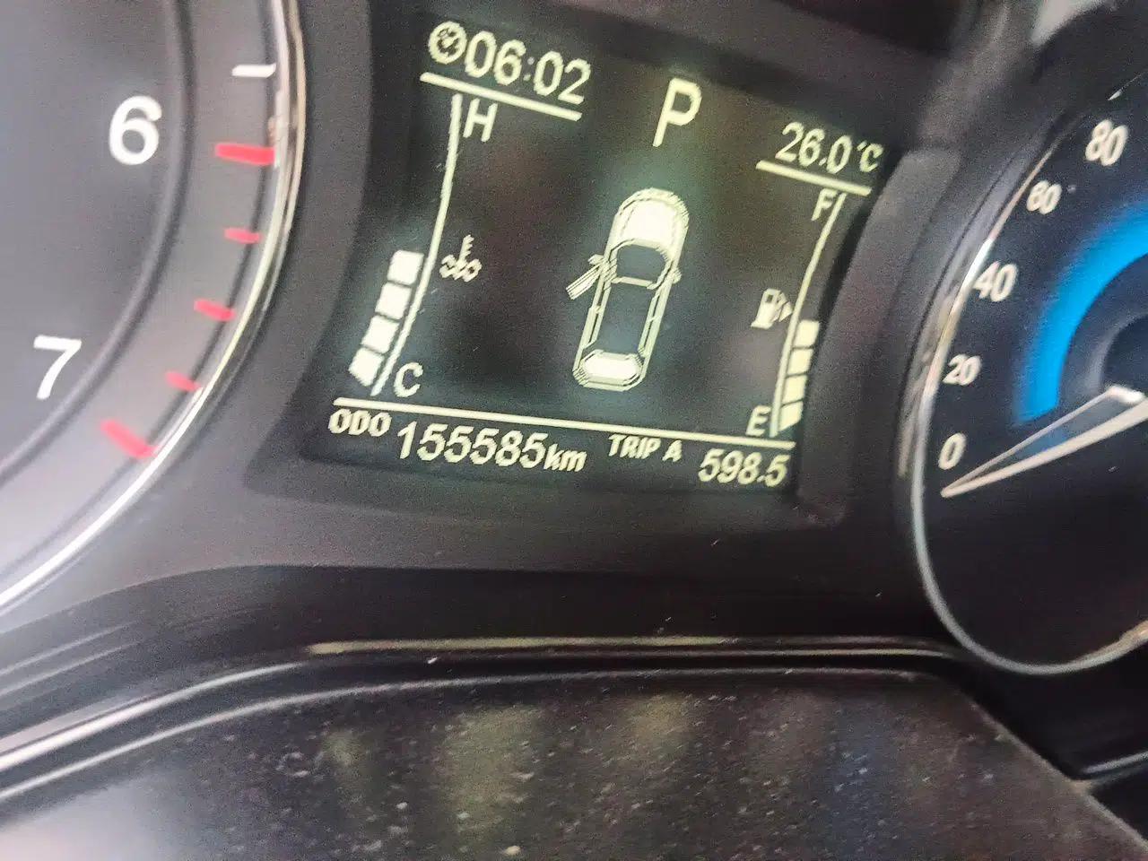 Dongfeng Fengon 580 2016 Revised Version 1.5T CVT Luxury Edition — миниатюра 13