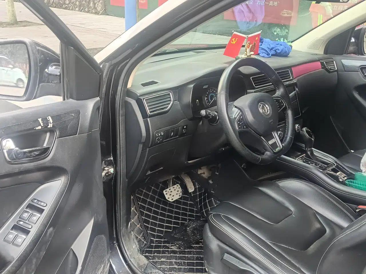 Dongfeng Fengon 580 2016 Revised Version 1.5T CVT Luxury Edition — миниатюра 17