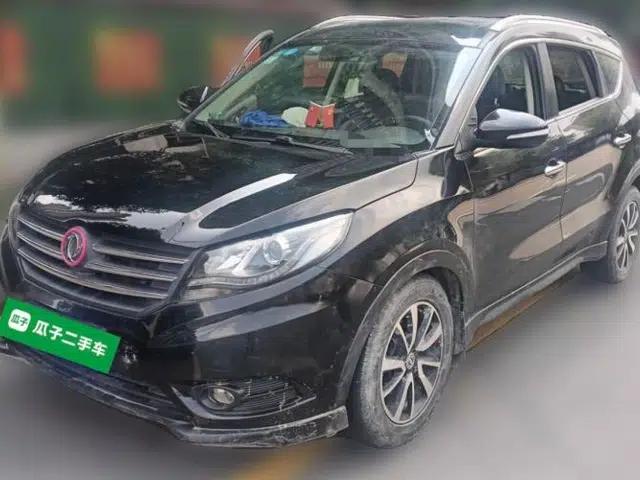 Dongfeng Fengon 580 2016 Revised Version 1.5T CVT Luxury Edition