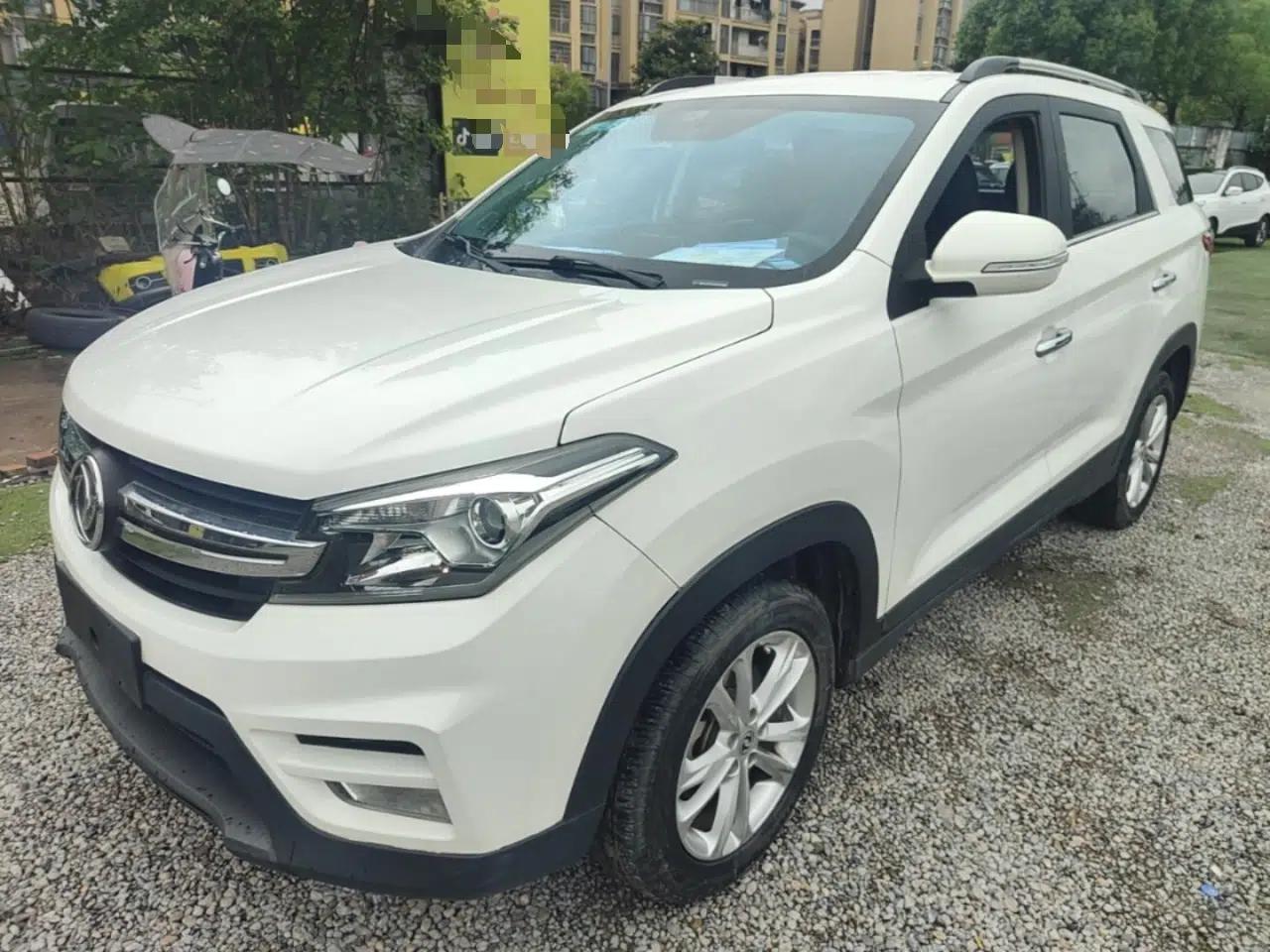 Dongfeng Fengon S560 2018 1.8L Manual Urban Model 7 Seats — миниатюра 1