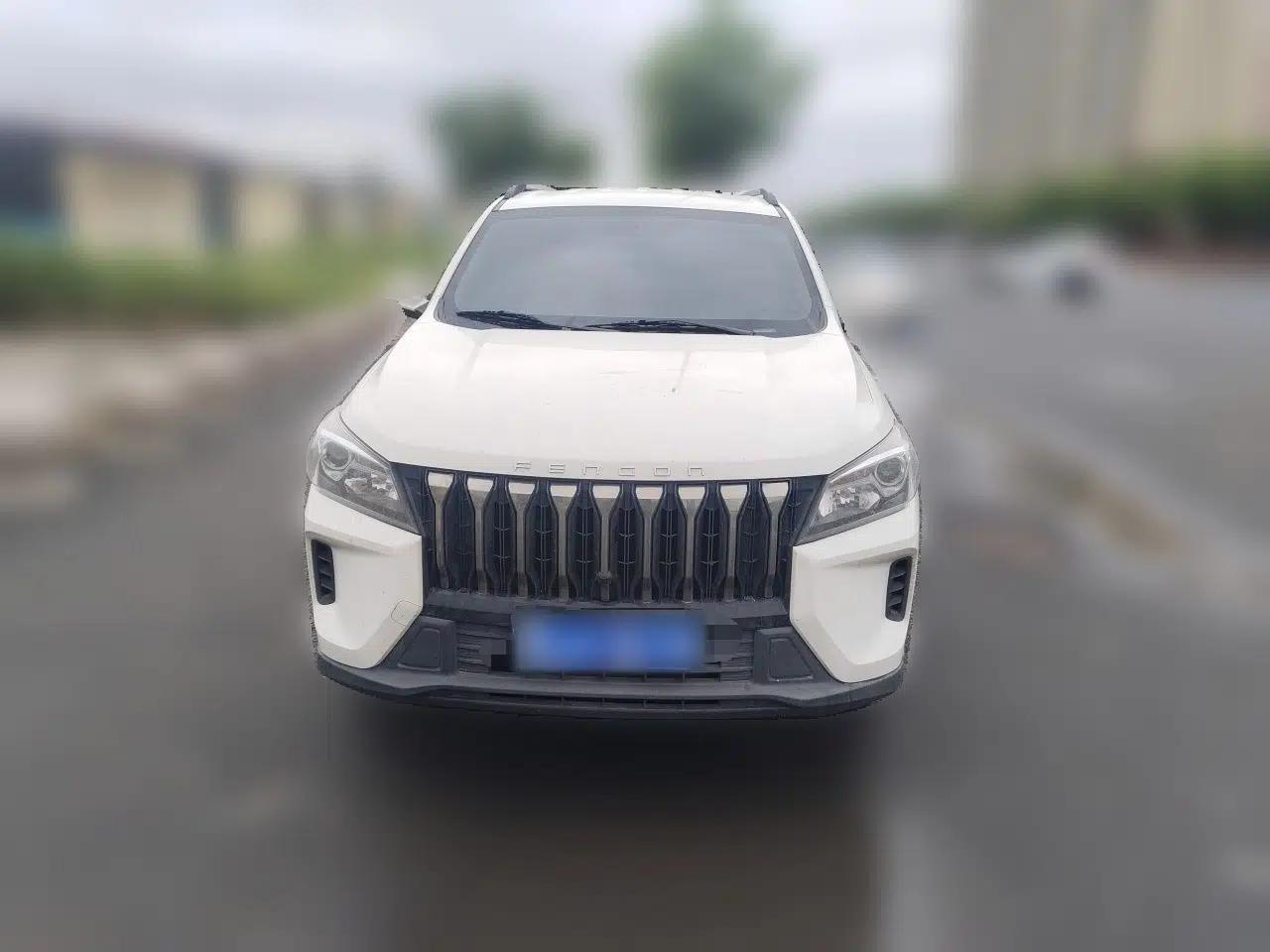 Dongfeng Fengon S560 2022 2.0L Manual Urban Version — миниатюра 2
