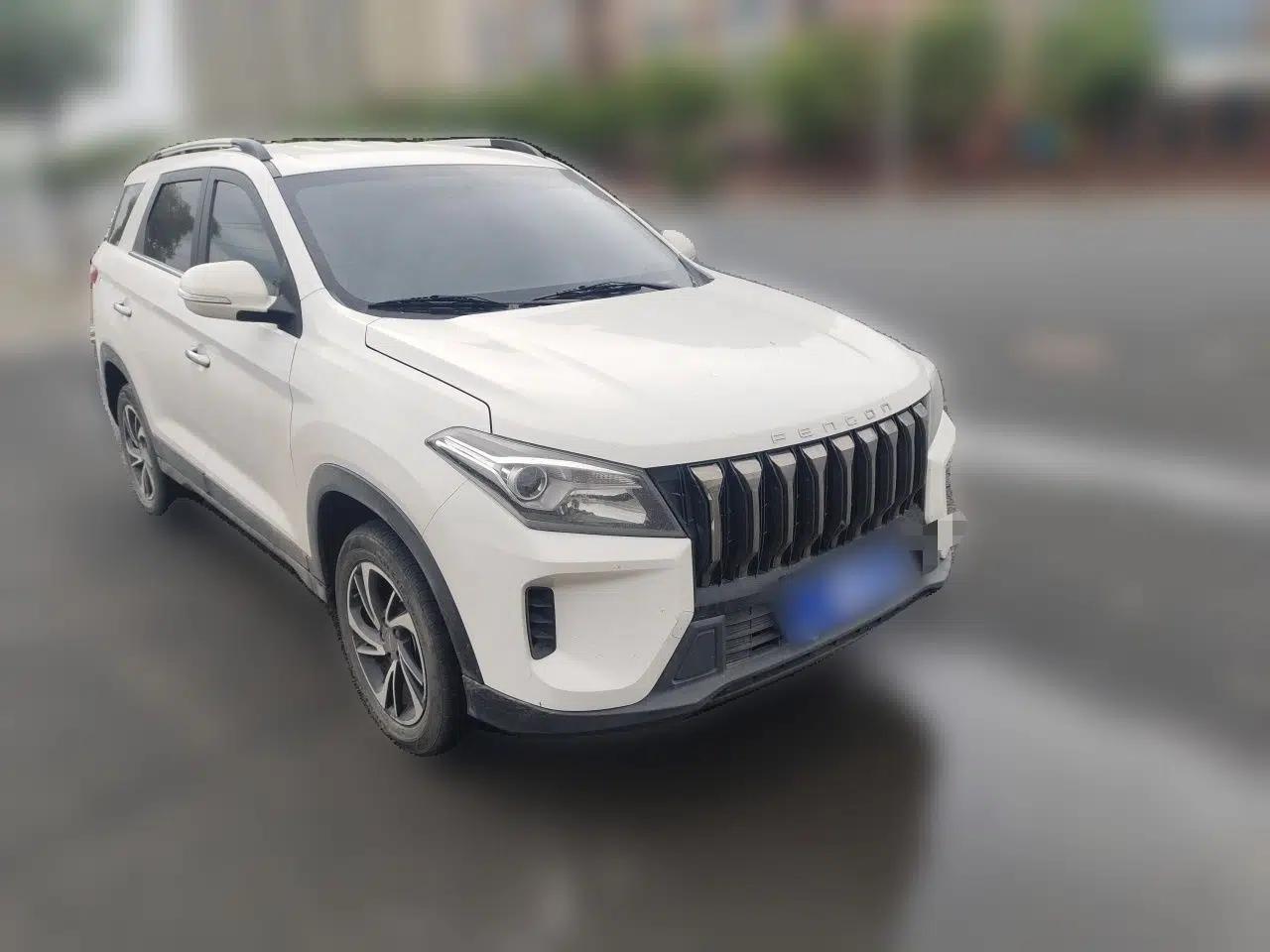 Dongfeng Fengon S560 2022 2.0L Manual Urban Version — миниатюра 3