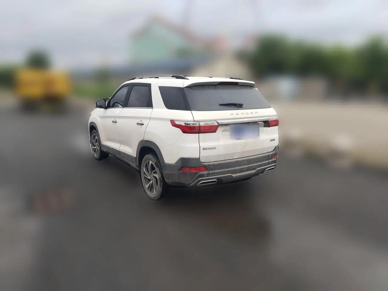 Dongfeng Fengon S560 2022 2.0L Manual Urban Version — миниатюра 4