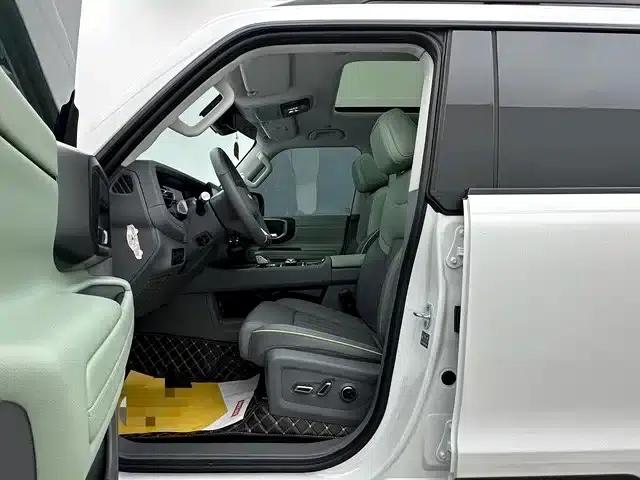Beijing BJ40 Range Extender 2025 Standard Edition — миниатюра 12
