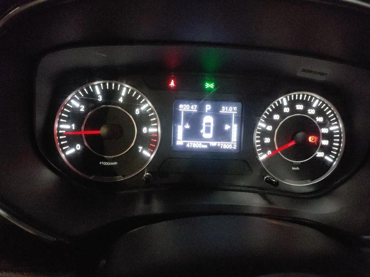 Dongfeng Fengon 500 2021 1.5L CVT Enjoyment Version — миниатюра 12
