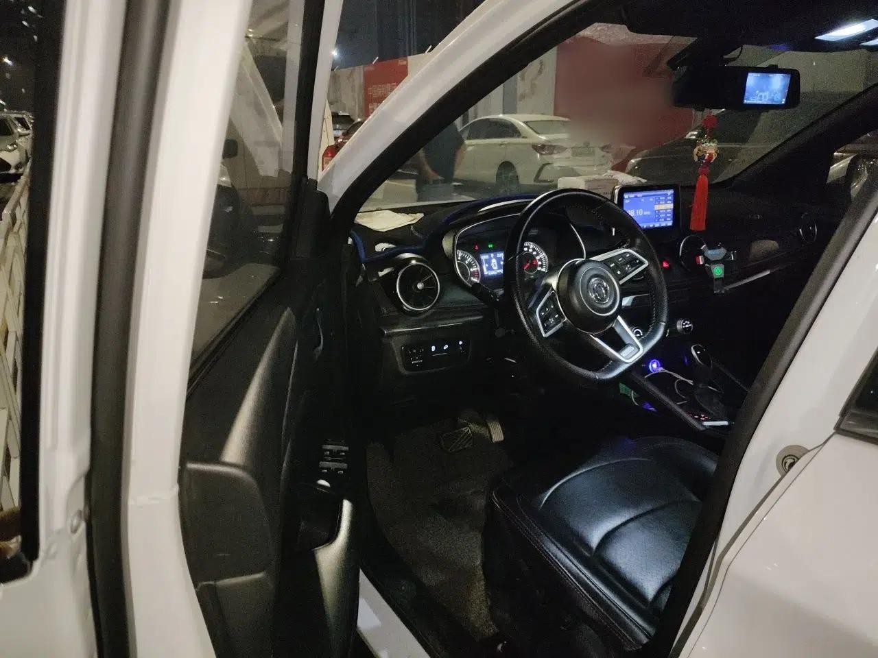 Dongfeng Fengon 500 2021 1.5L CVT Enjoyment Version — миниатюра 17