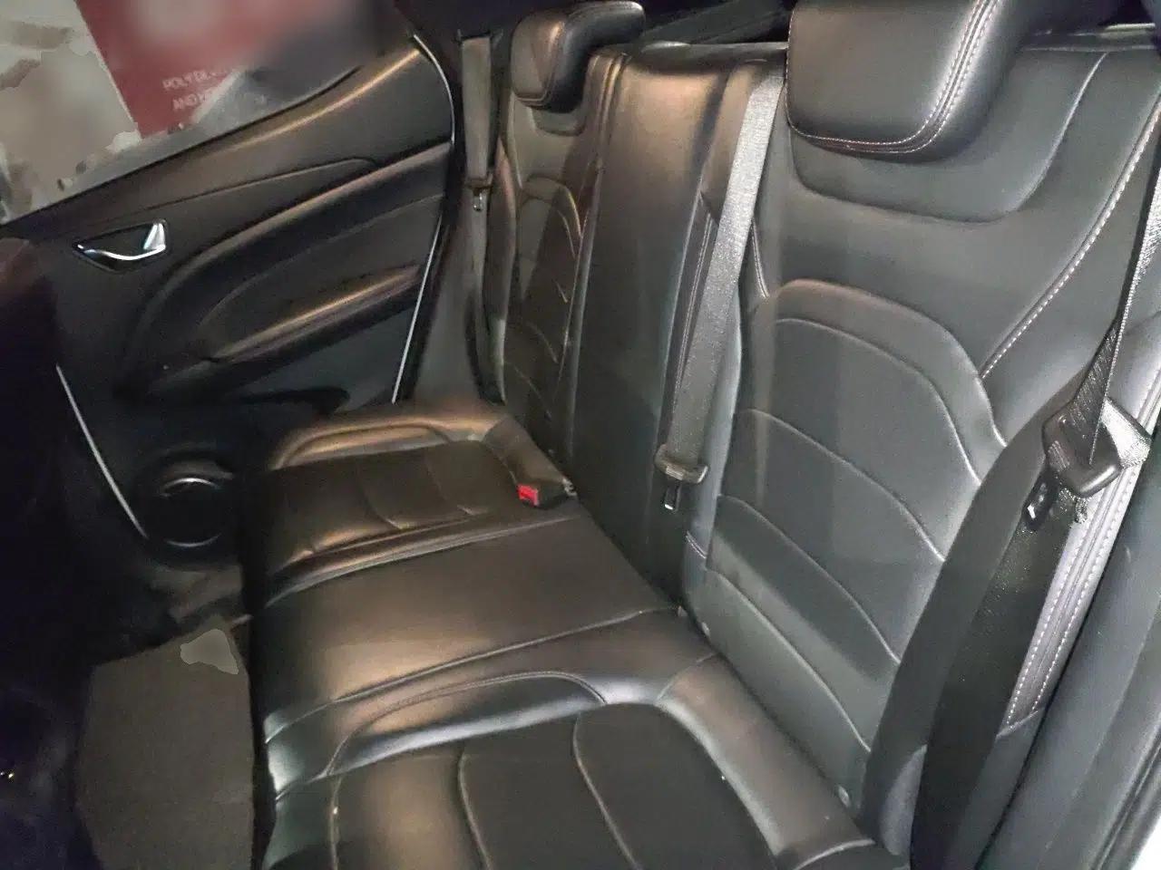 Dongfeng Fengon 500 2021 1.5L CVT Enjoyment Version — миниатюра 18