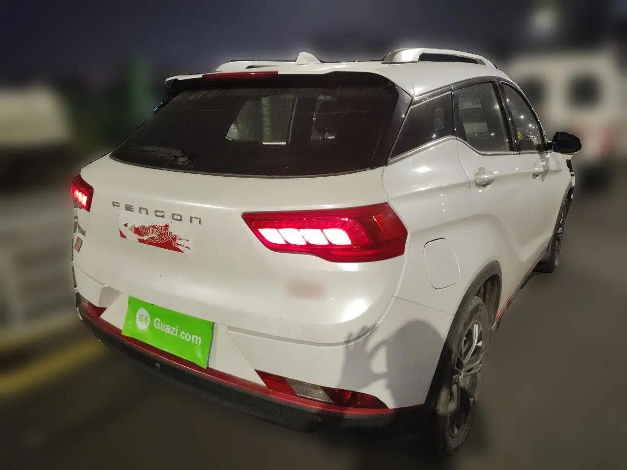 Dongfeng Fengon 500 2021 1.5L CVT Enjoyment Version — миниатюра 6