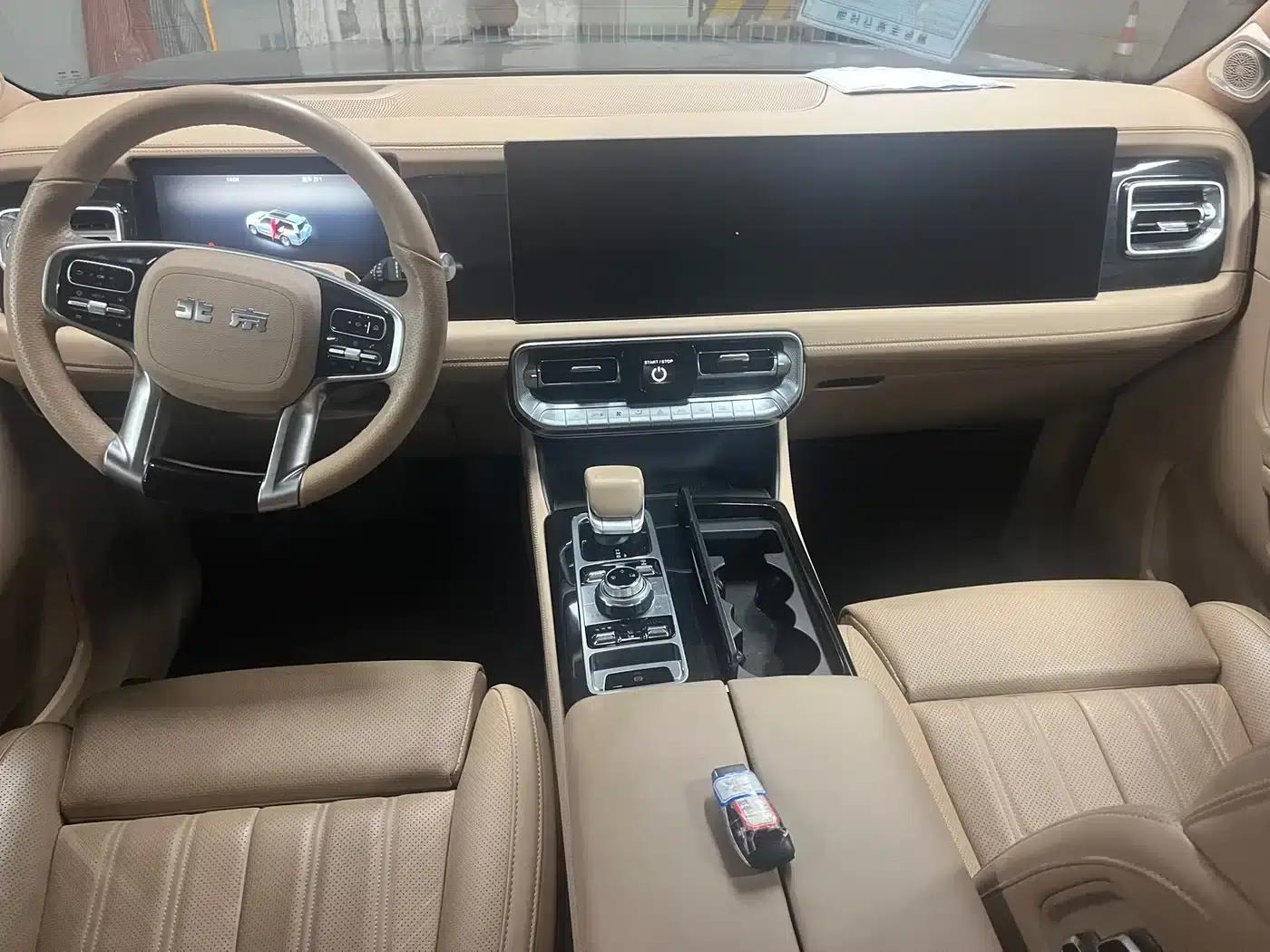 Beijing BJ60 Extended Range 2024 Model, 7-Seater Extended Range Advanced Edition — миниатюра 16