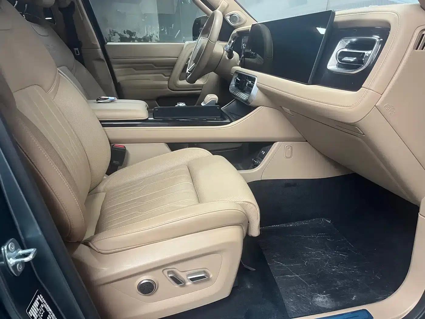 Beijing BJ60 Extended Range 2024 Model, 7-Seater Extended Range Advanced Edition — миниатюра 23