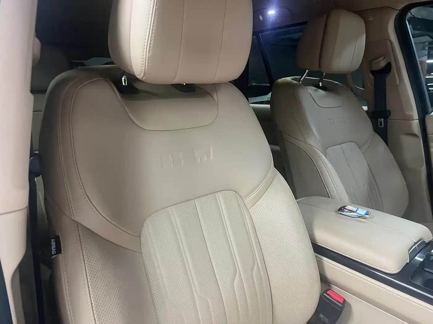 Beijing BJ60 Extended Range 2024 Model, 7-Seater Extended Range Advanced Edition — миниатюра 25