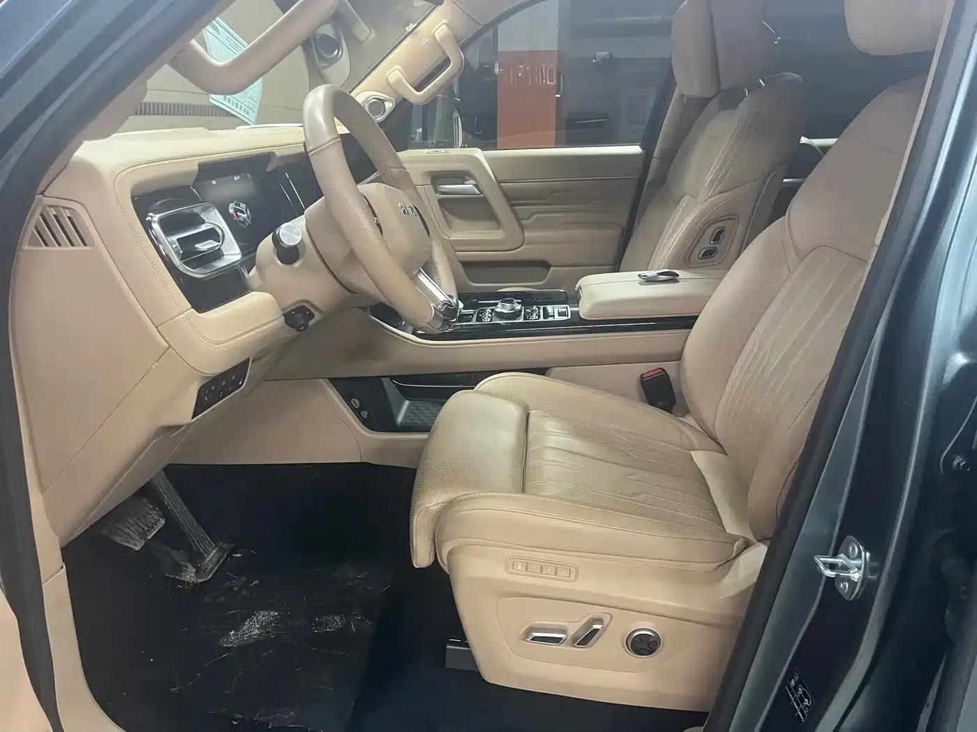 Beijing BJ60 Extended Range 2024 Model, 7-Seater Extended Range Advanced Edition — миниатюра 10
