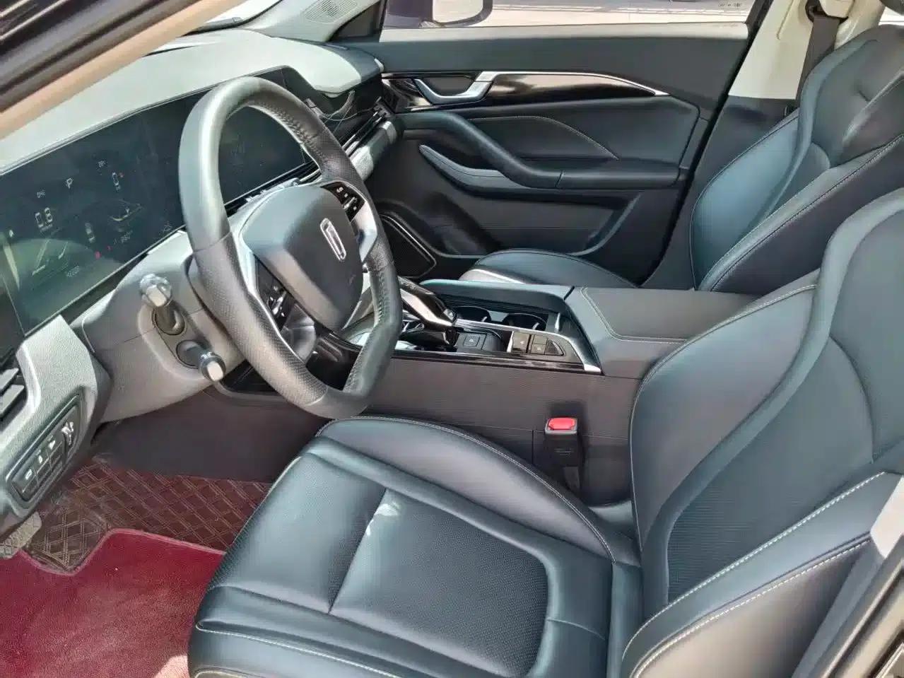 Bestune B70 2023 Third Generation 1.5T Automatic Enjoyment Edition 70th Anniversary Edition — миниатюра 4