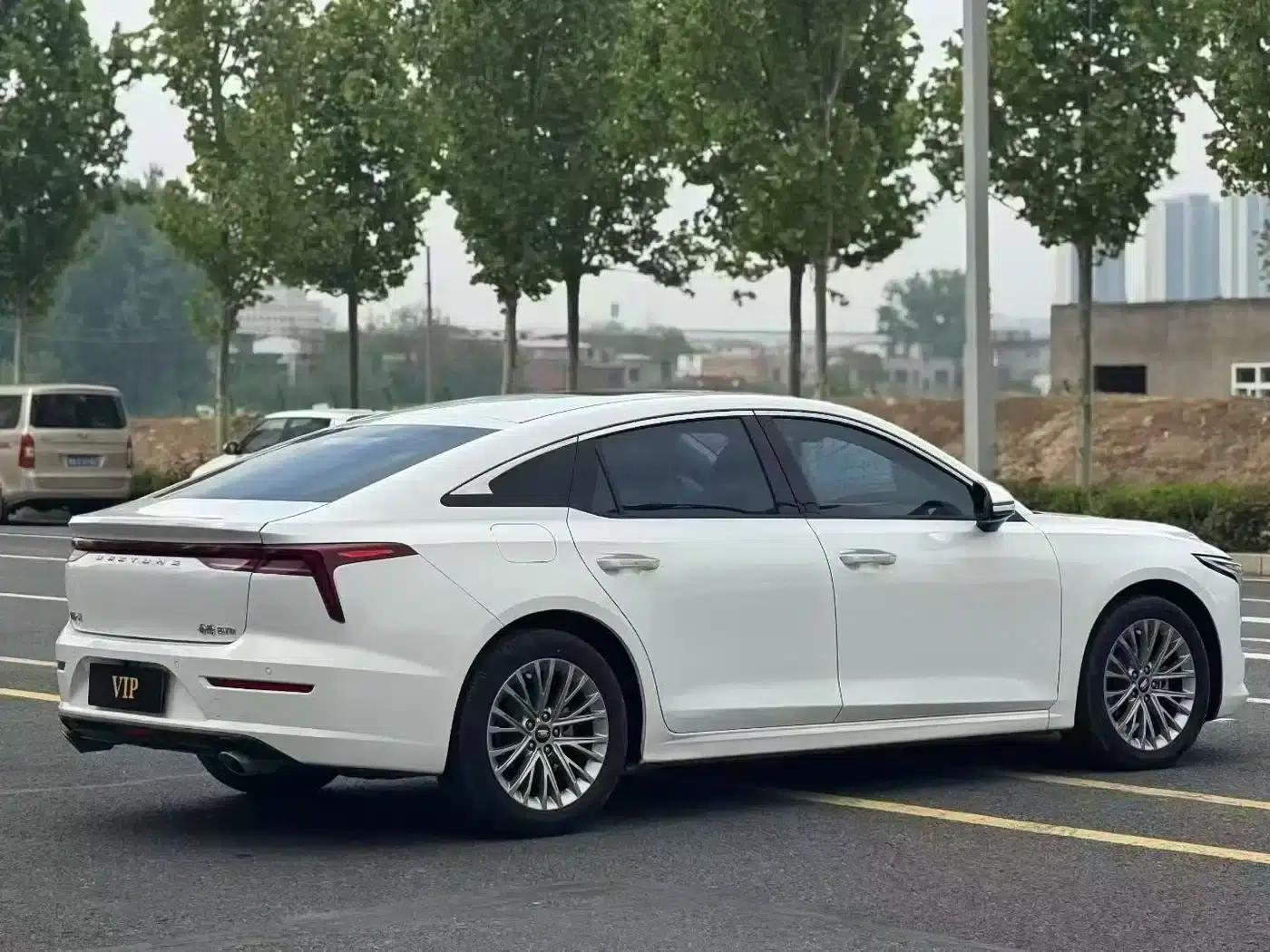 Bestune B70 2022 Model, Third Generation, 1.5T Automatic Enjoyment Edition — миниатюра 9