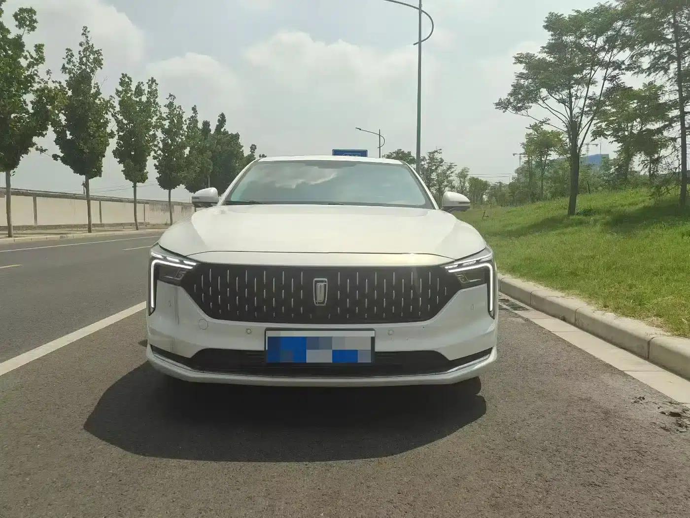 Bestune B70 2022 Model, Third Generation, 1.5T Automatic Enjoyment Edition — миниатюра 2