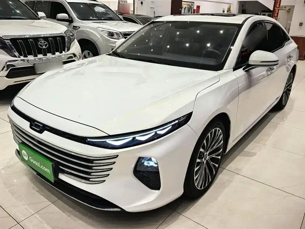 Bestune B70 2024 Dragon Edition 1.5T Leading Model — миниатюра 12