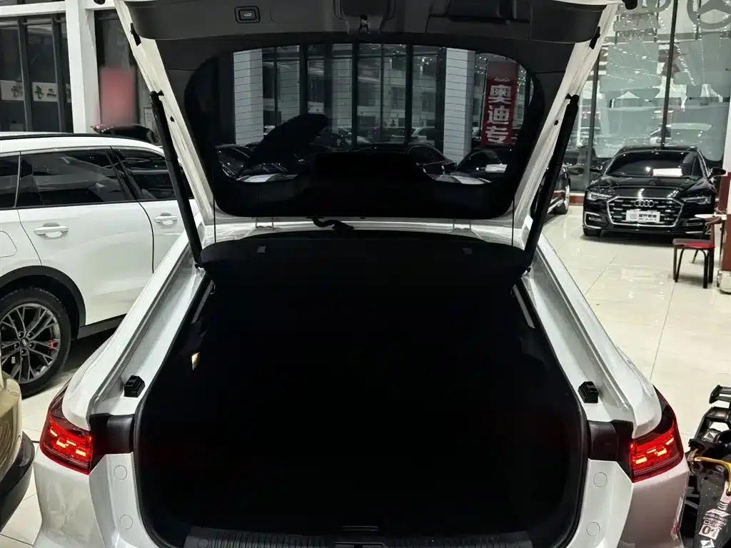 Bestune B70 2024 Dragon Edition 1.5T Leading Model — миниатюра 14