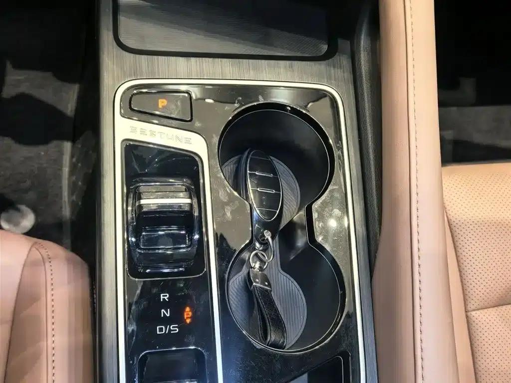 Bestune B70 2024 Dragon Edition 1.5T Leading Model — миниатюра 19