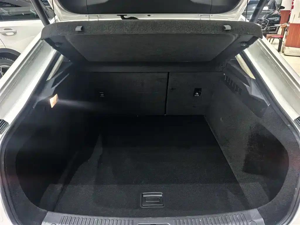 Bestune B70 2024 Dragon Edition 1.5T Leading Model — миниатюра 20