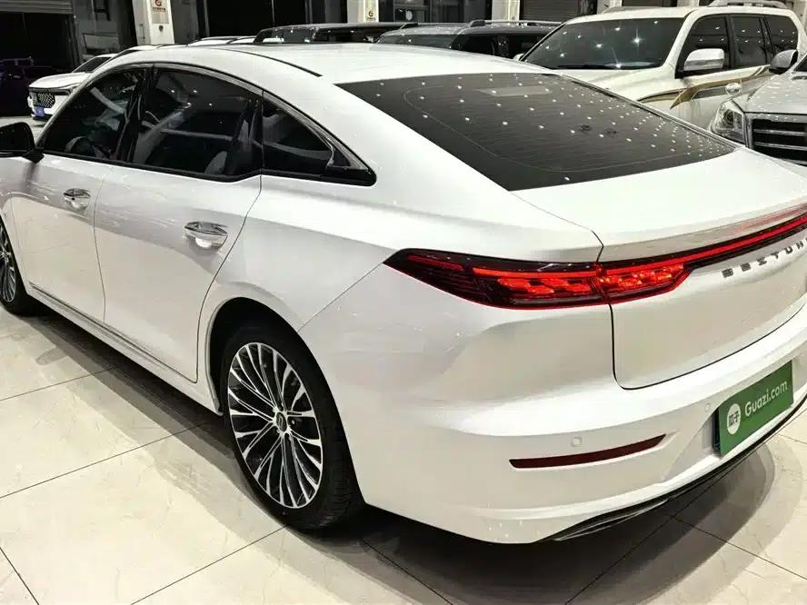 Bestune B70 2024 Dragon Edition 1.5T Leading Model — миниатюра 8