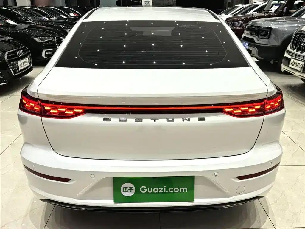 Bestune B70 2024 Dragon Edition 1.5T Leading Model — миниатюра 10