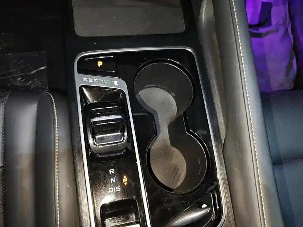 Bestune B70 2024 Dragon Edition 1.5T Leading Model — миниатюра 14