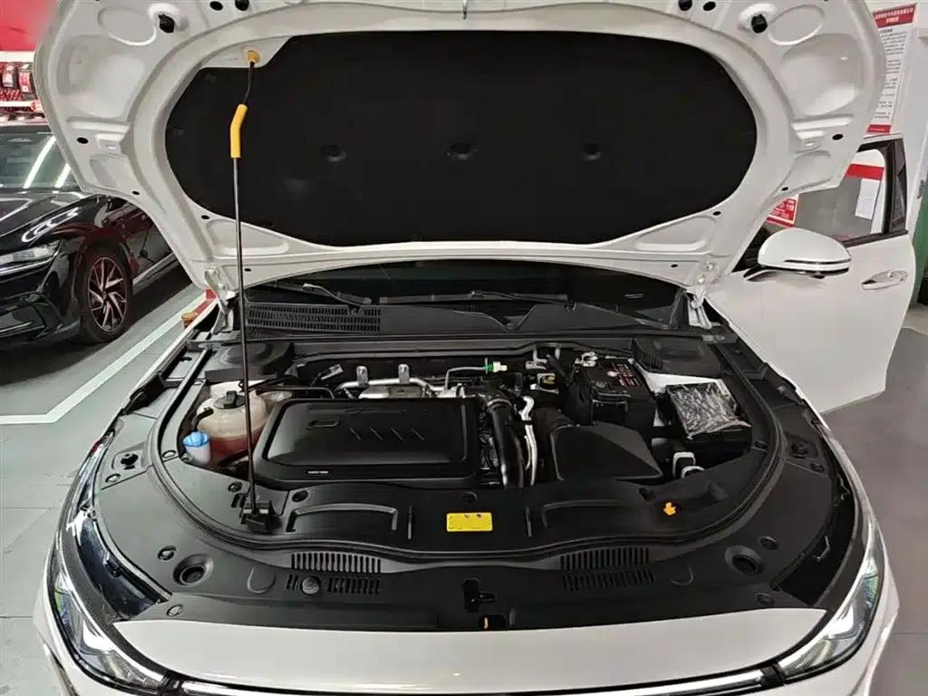Bestune B70 2024 Dragon Edition 1.5T Leading Model — миниатюра 20