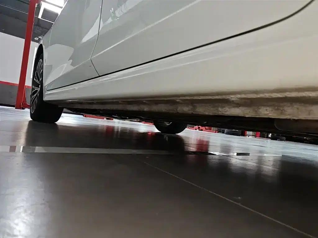Bestune B70 2024 Dragon Edition 1.5T Leading Model — миниатюра 22